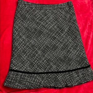 Gap Black and White Knee-Length A-Line Skirt